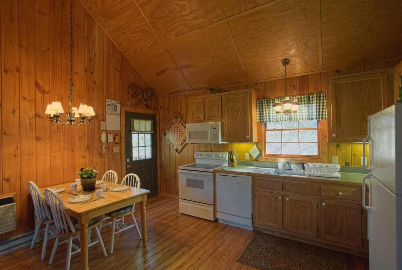 Autumn Ridge Cottages Lexington Esterno foto